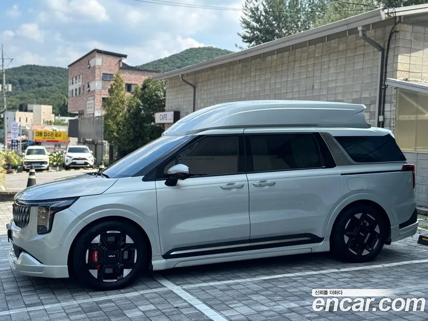 Kia Carnival — фото 10