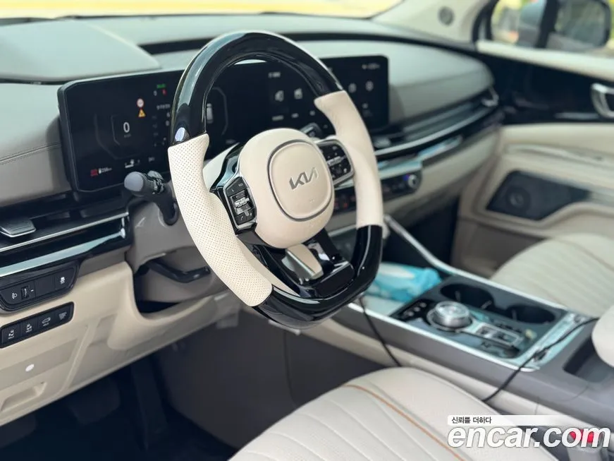 Kia Carnival — фото 5