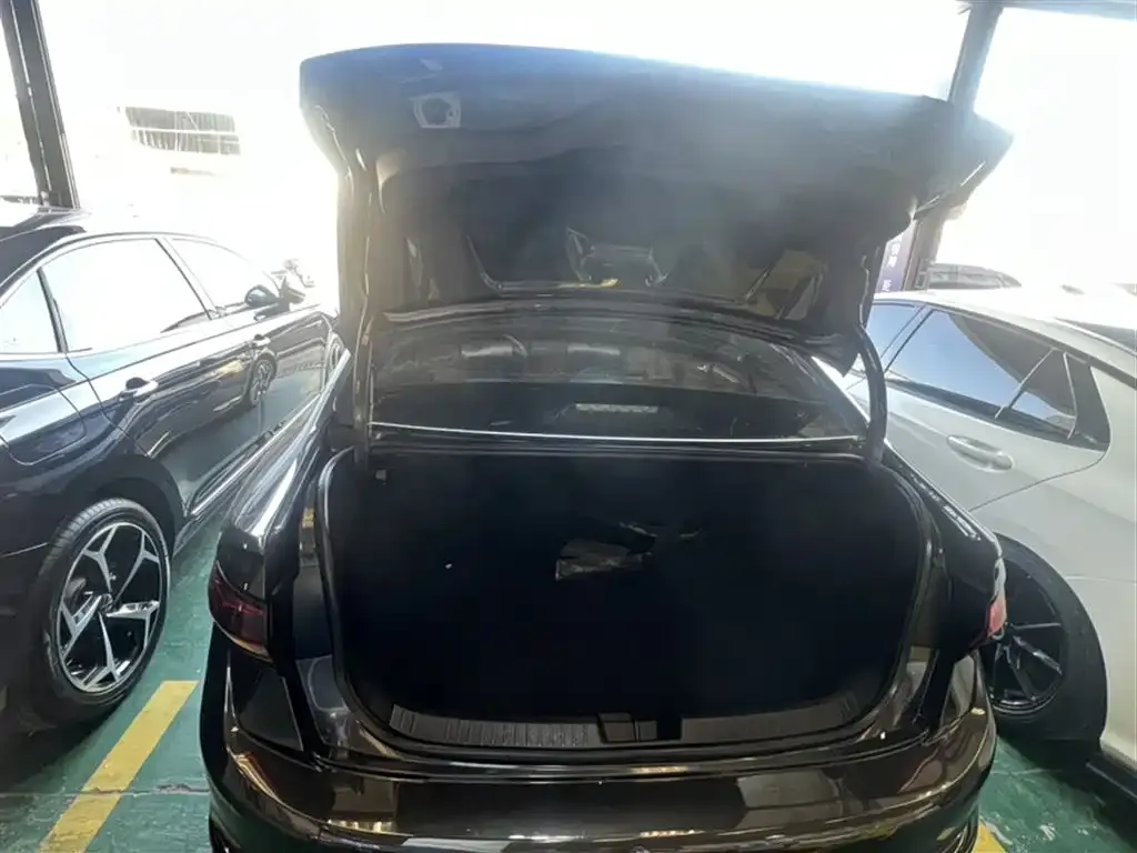 Volkswagen Sagitar 2023 из CN, фото 2