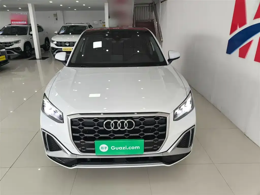 Audi Q2L 2023 из CN, фото 3