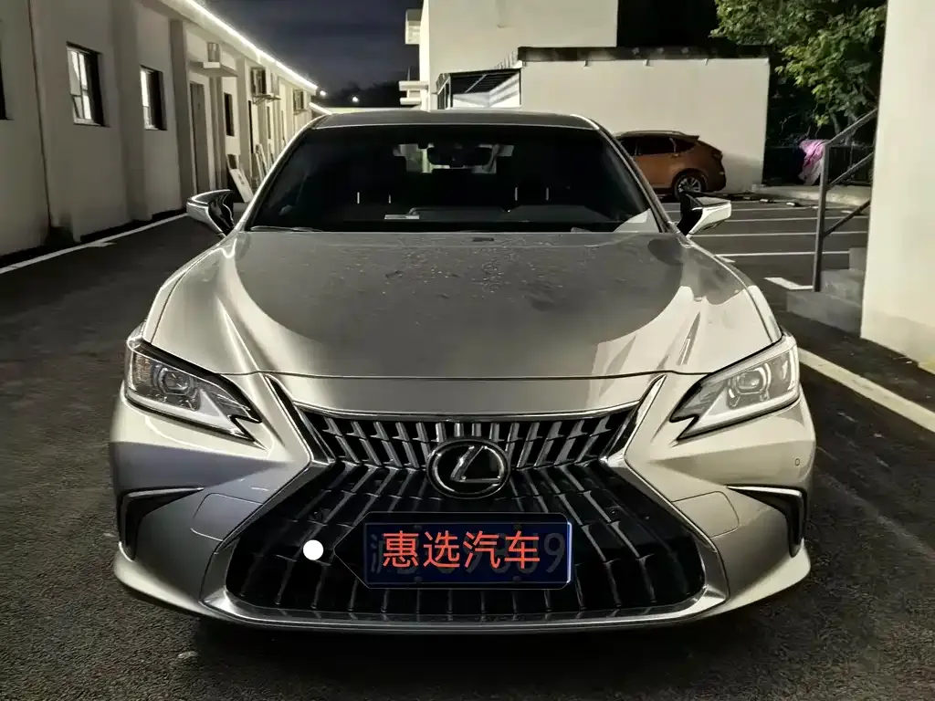 Lexus ES 2022 из CN, фото 2