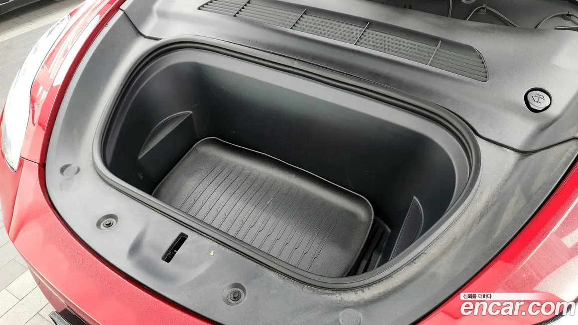 Tesla Model Y 2023 из KR, фото 6