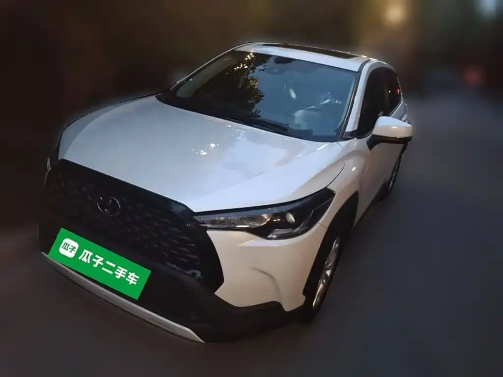 Toyota Corolla Cross 2023 из CN, фото 2