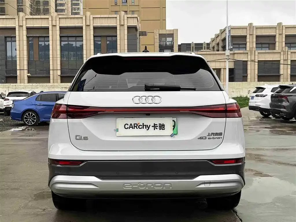 Audi Q5 e-tron 2023 из CN, фото 5