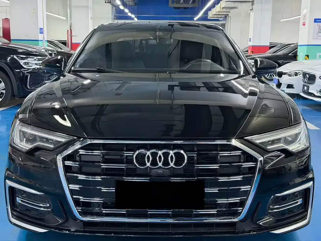 Audi A6L 2023 из CN, фото 1