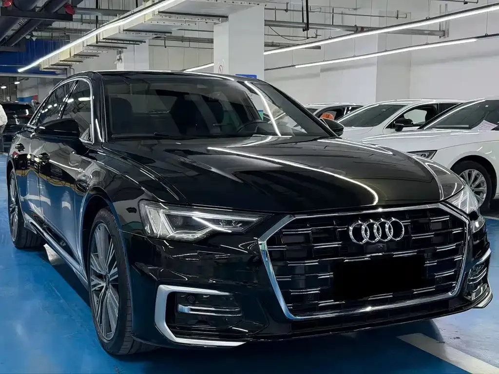 Audi A6L 2023 из CN, фото 2