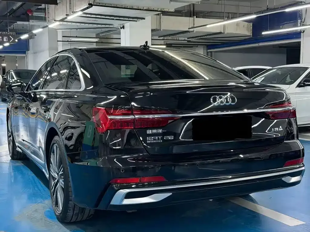 Audi A6L 2023 из CN, фото 9