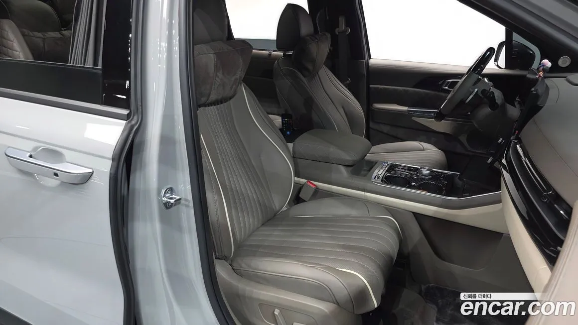 Kia Carnival — фото 10