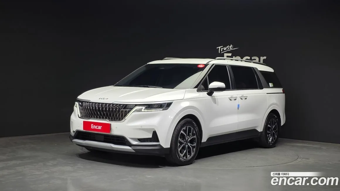 Kia Carnival 2023 из KR, фото 1