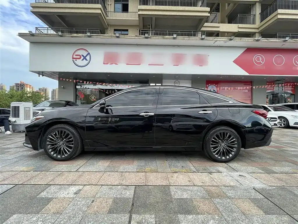 Toyota Avalon 2021 из CN, фото 8