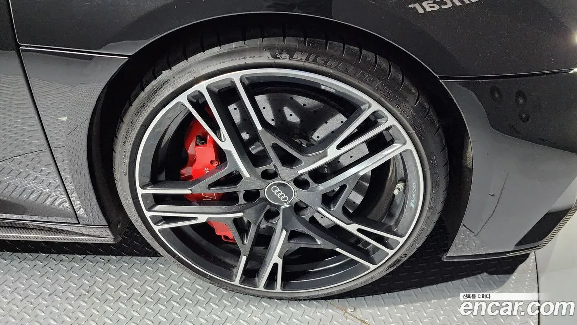 Audi R8 2021 из KR, фото 5