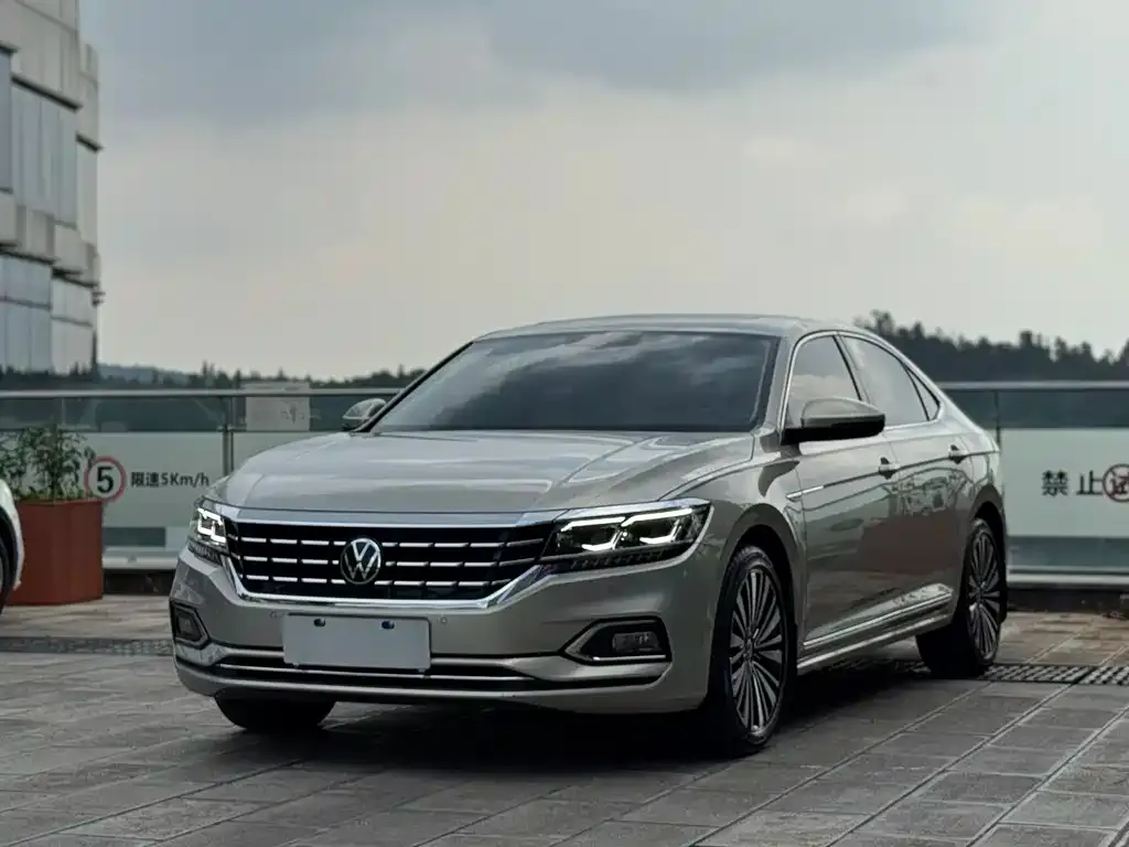 Volkswagen Passat 2021 из CN, фото 1