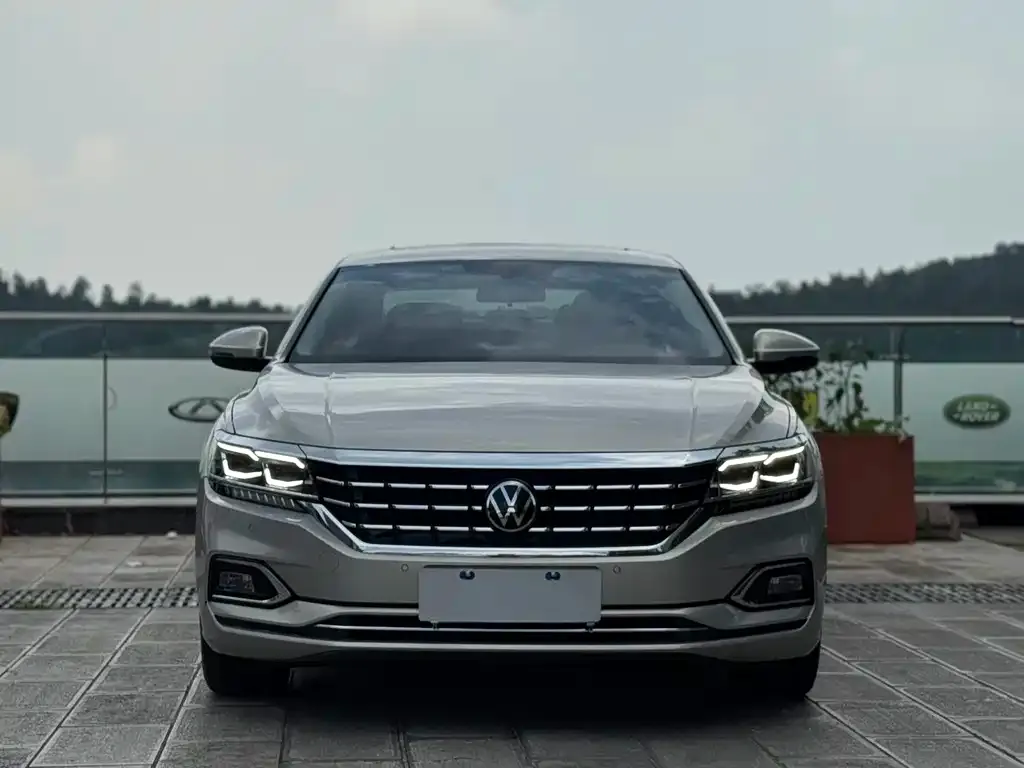 Volkswagen Passat 2021 из CN, фото 2