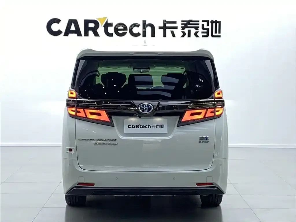 Toyota Vellfire 2023 из CN, фото 4