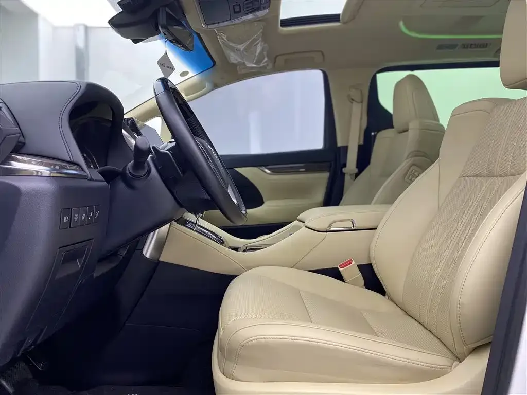 Toyota Vellfire 2023 из CN, фото 6