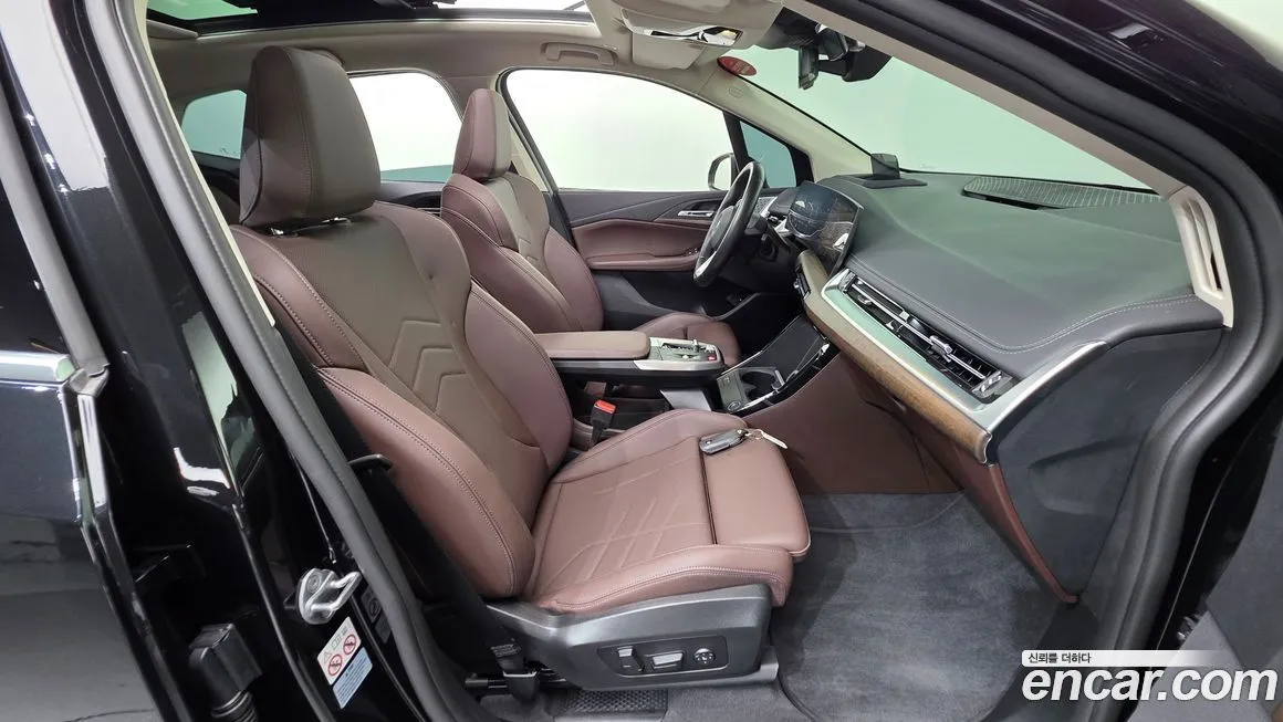 BMW 2-Series 2024 из KR, фото 10