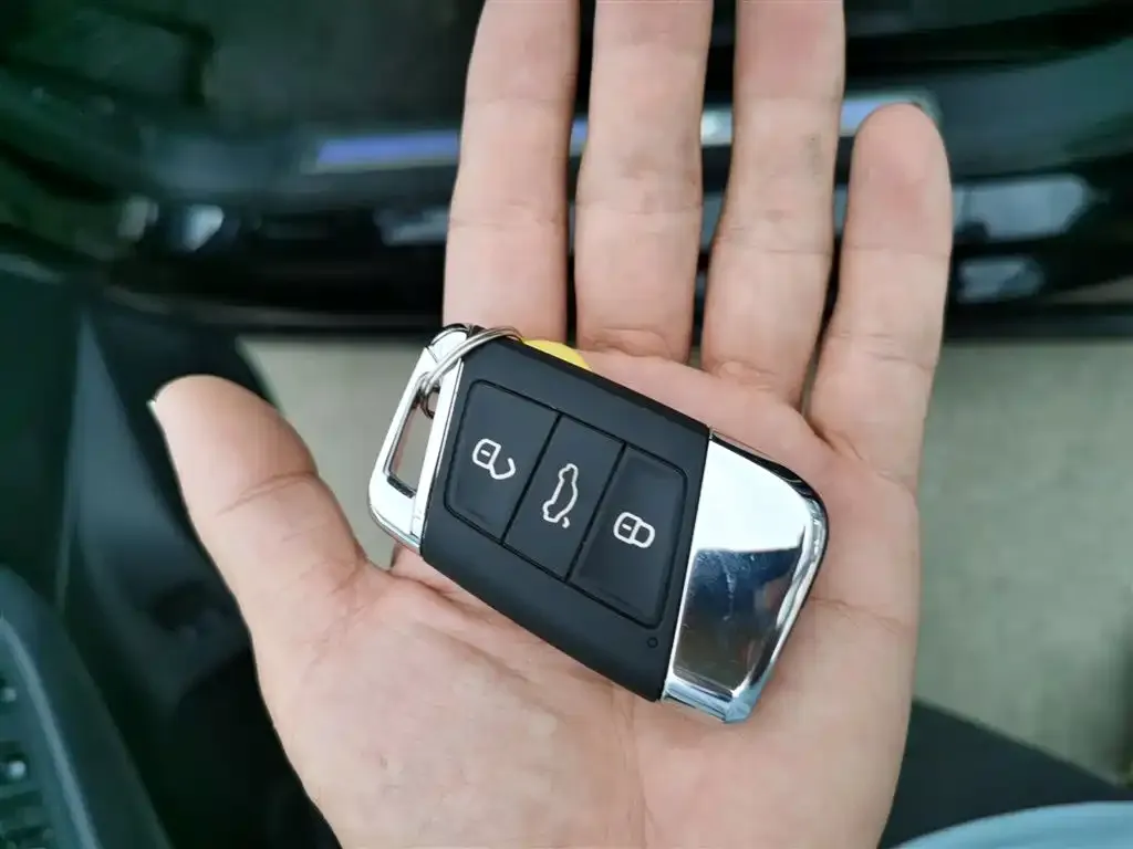 Volkswagen Passat New Energy 2021 из CN, фото 9