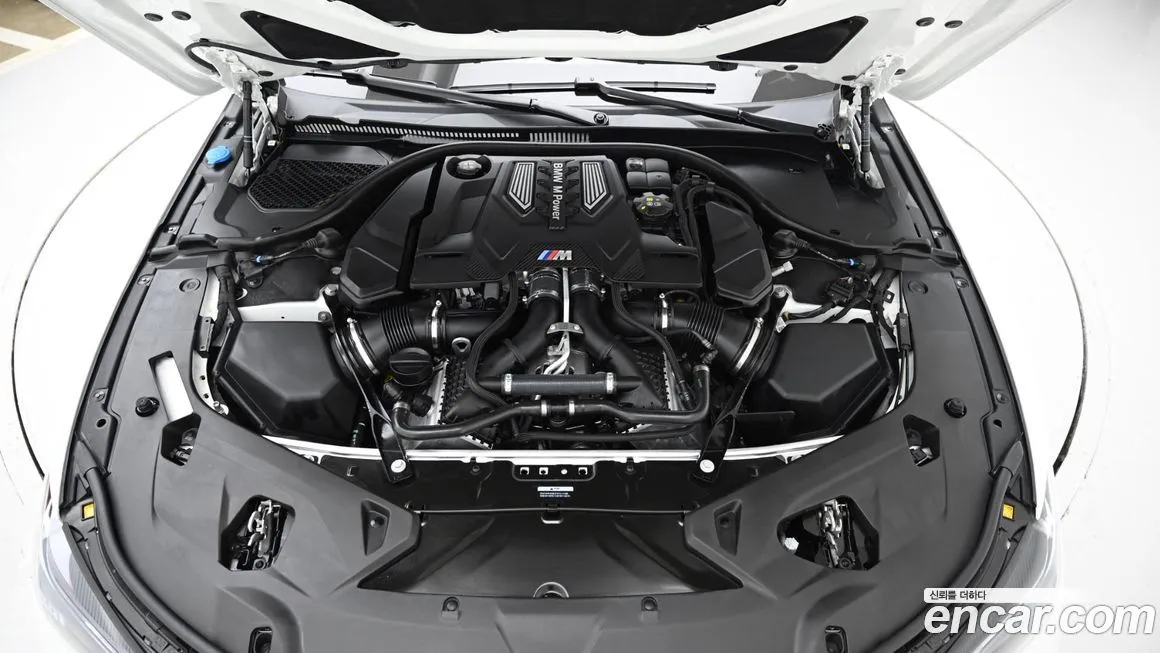 BMW M8 2024 из KR, фото 6
