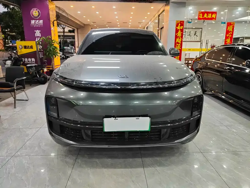 Li Auto L8 2023 из CN, фото 2
