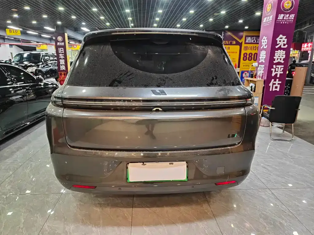 Li Auto L8 2023 из CN, фото 4