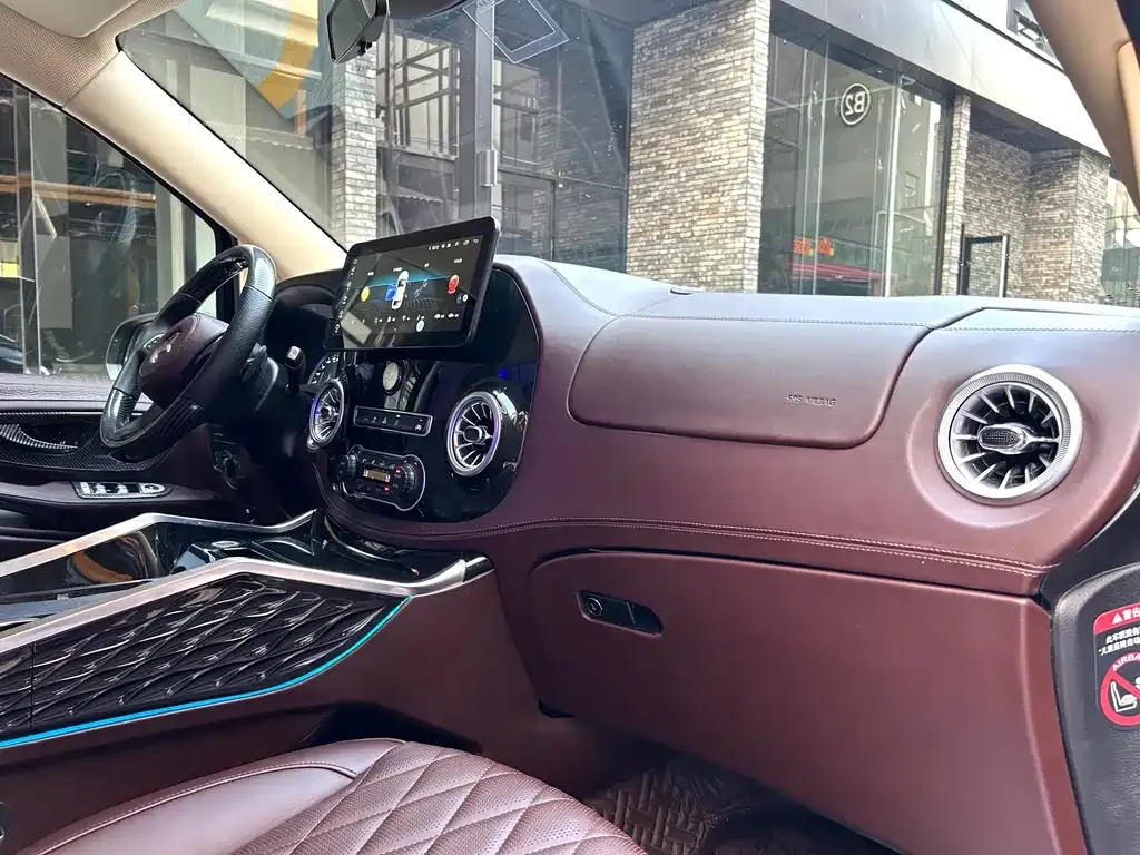 Mercedes-Benz Vito 2023 из CN, фото 8