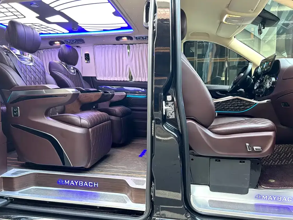 Mercedes-Benz Vito 2023 из CN, фото 9