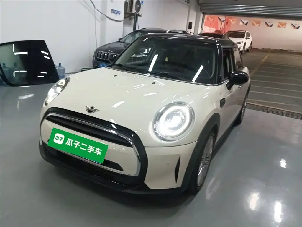 MINI Cooper (3-door) 2021 из CN, фото 2