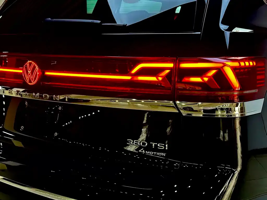 Volkswagen Teramont 2024 из CN, фото 8
