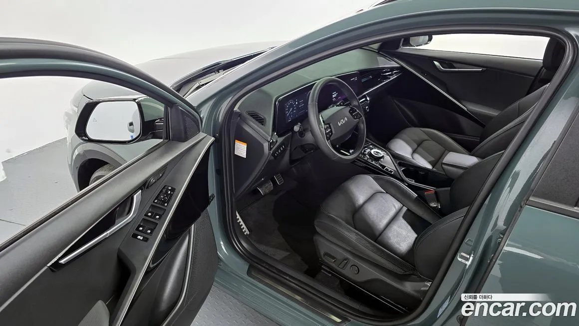 Kia Niro 2023 из KR, фото 10
