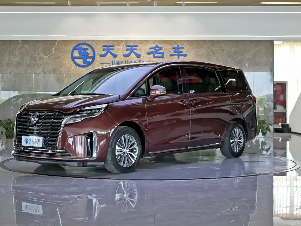 Buick GL8 2023 из CN, фото 1