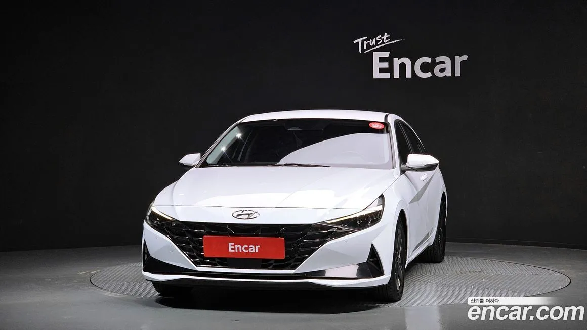 Hyundai AVANTE — фото 3