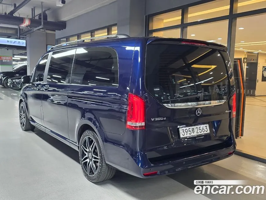 Mercedes-Benz V-Class 2022 из KR, фото 4