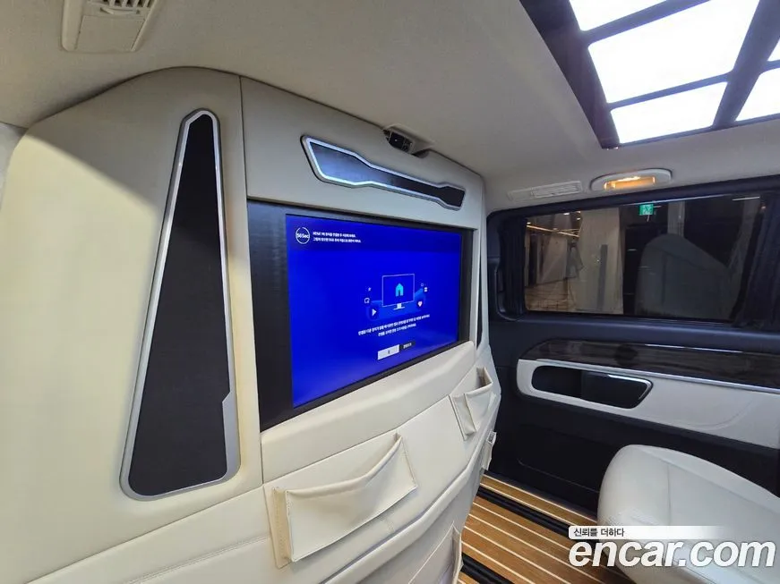 Mercedes-Benz V-Class 2022 из KR, фото 8