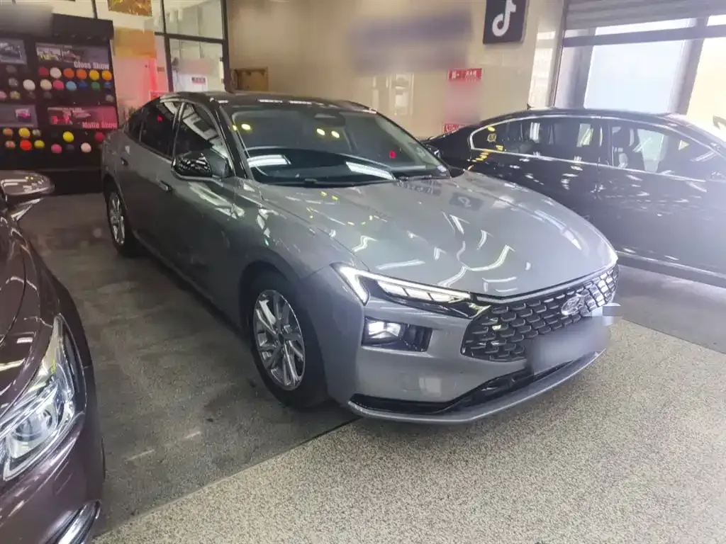 Ford Mondeo 2023 из CN, фото 4