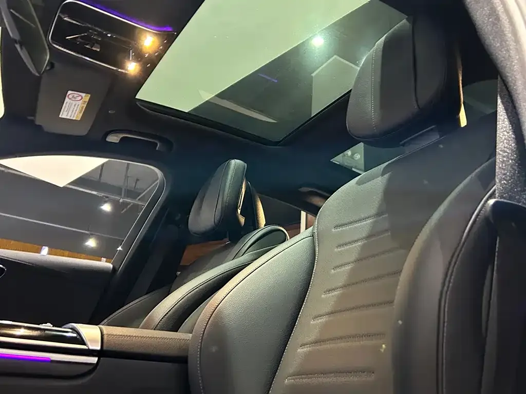 Mercedes-Benz C-Class 2024 из CN, фото 10