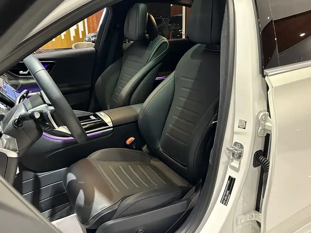 Mercedes-Benz C-Class 2024 из CN, фото 8