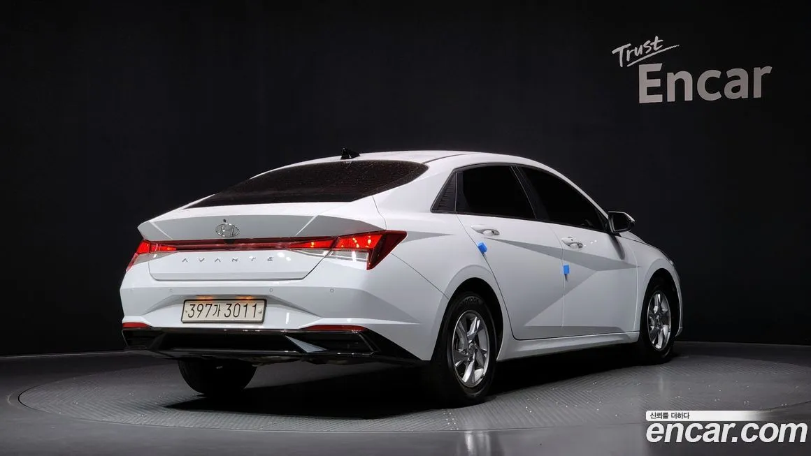 Hyundai AVANTE — фото 2
