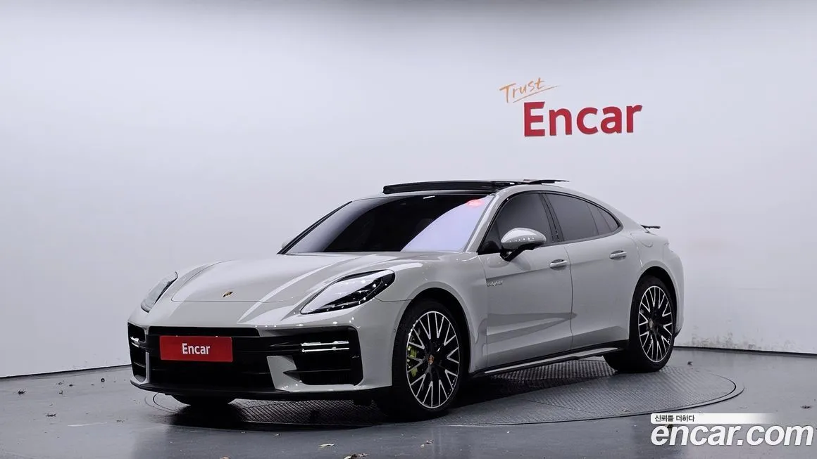 Porsche Panamera 2025 из KR, фото 1