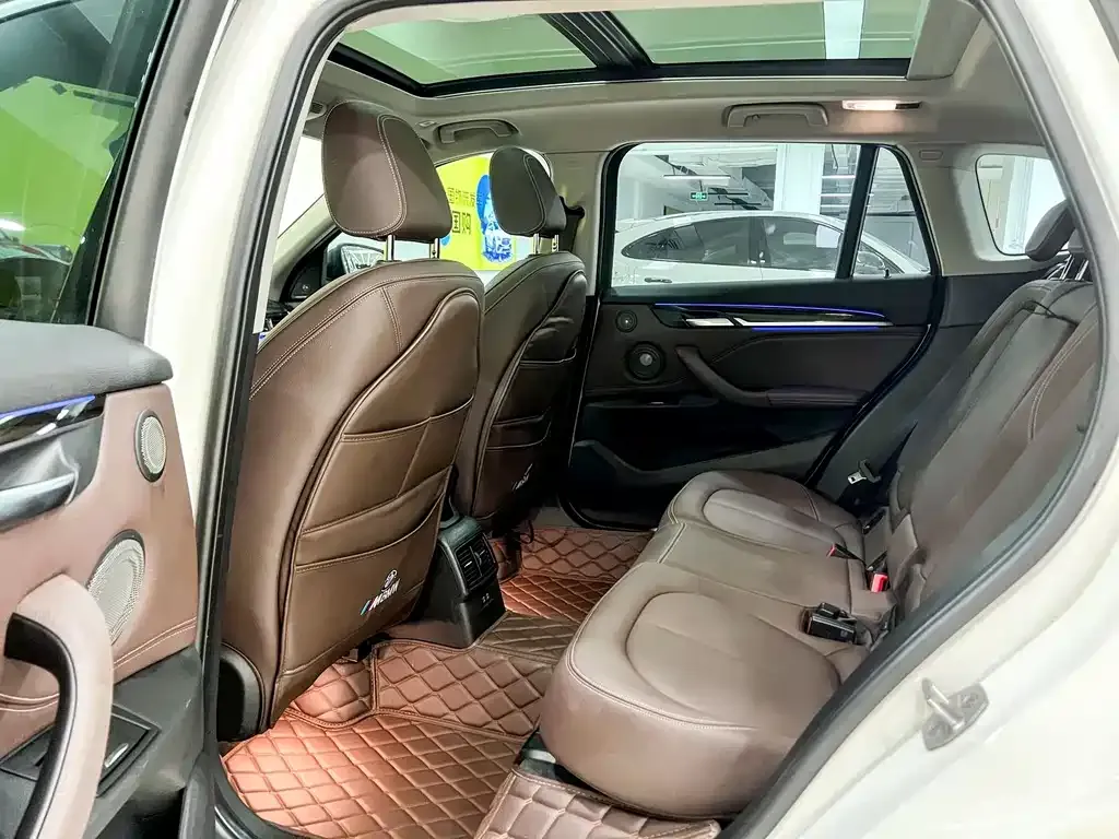 BMW X1 2022 из CN, фото 6