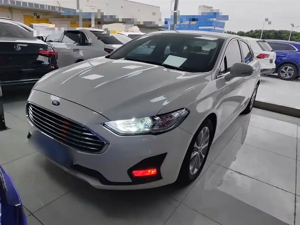Ford Mondeo 2021 из CN, фото 2