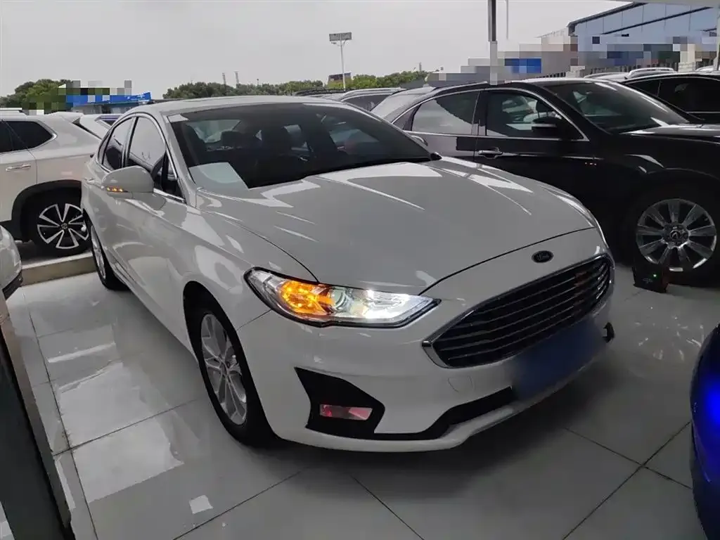 Ford Mondeo 2021 из CN, фото 4