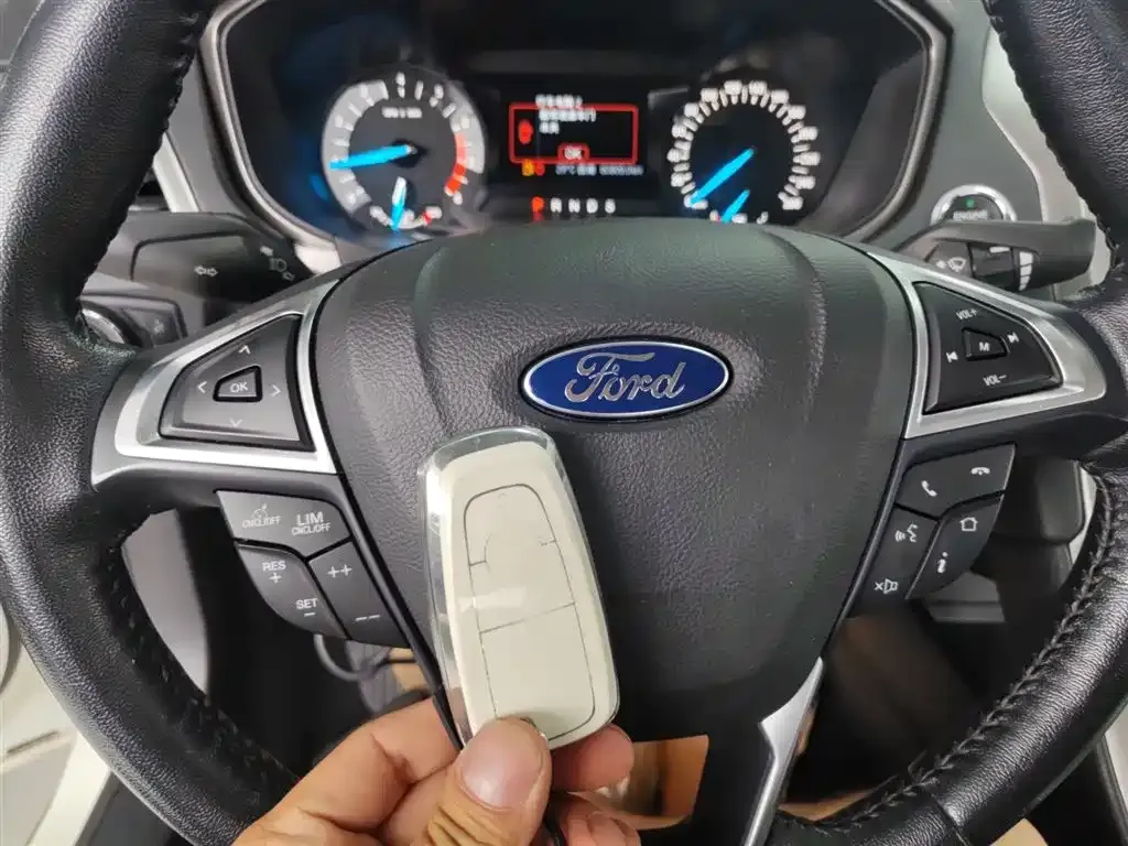 Ford Mondeo 2021 из CN, фото 9