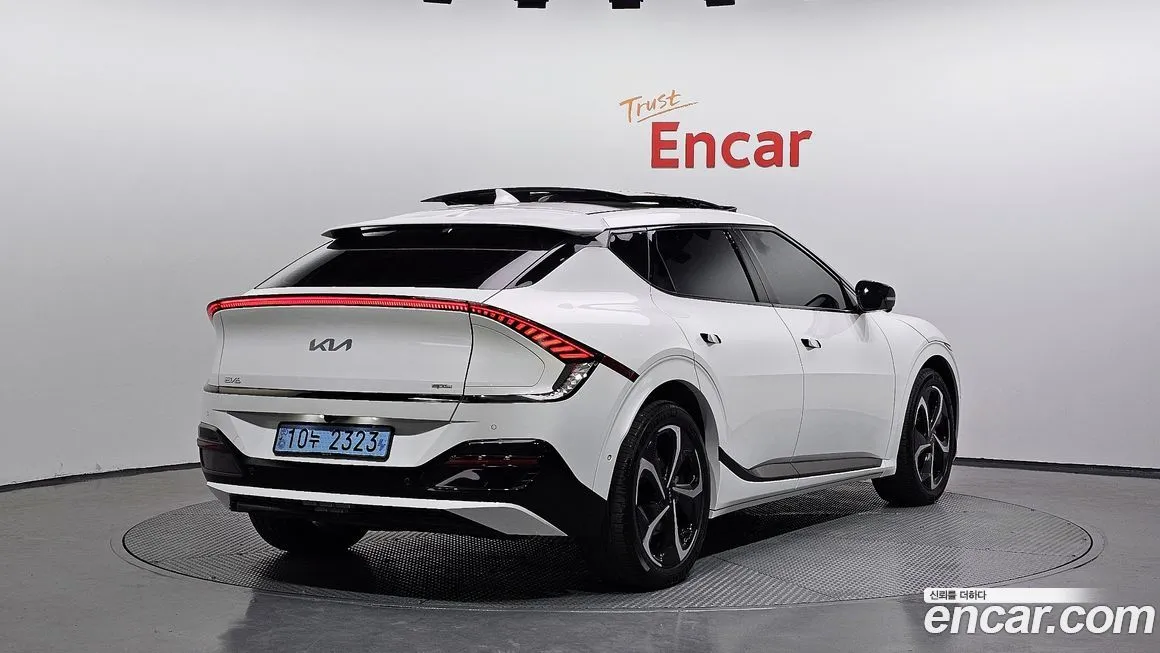 Kia EV6 — фото 2