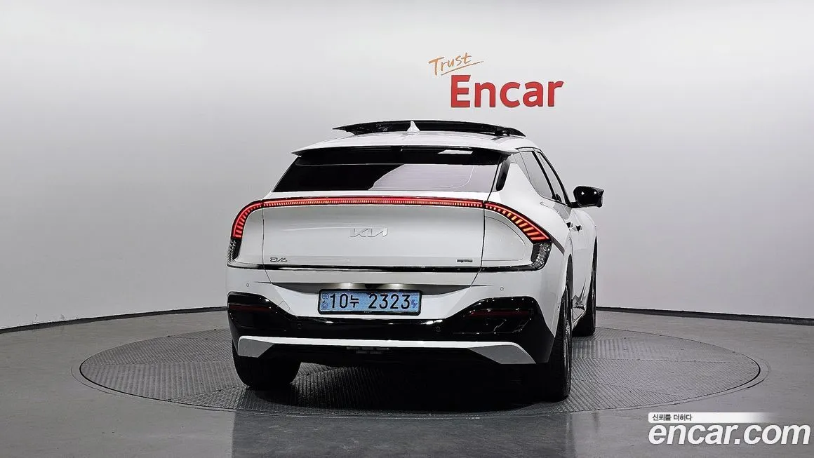 Kia EV6 — фото 4