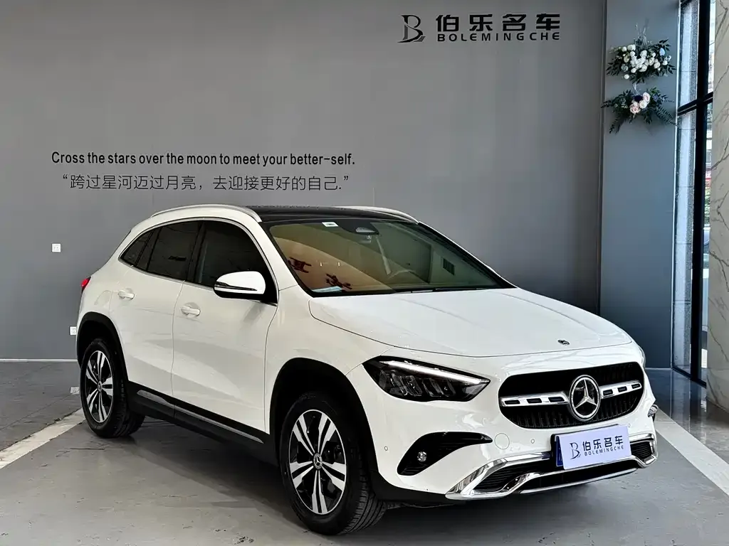 Mercedes-Benz GLA — фото 3