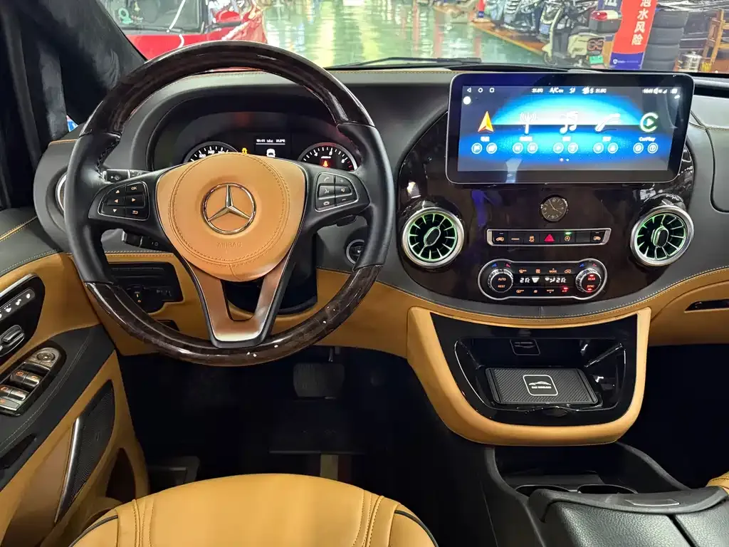 Mercedes-Benz Vito 2022 из CN, фото 8