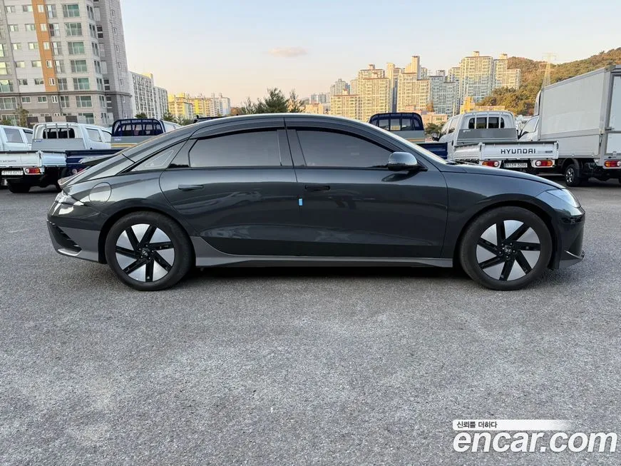 Hyundai Ioniq6 — фото 9