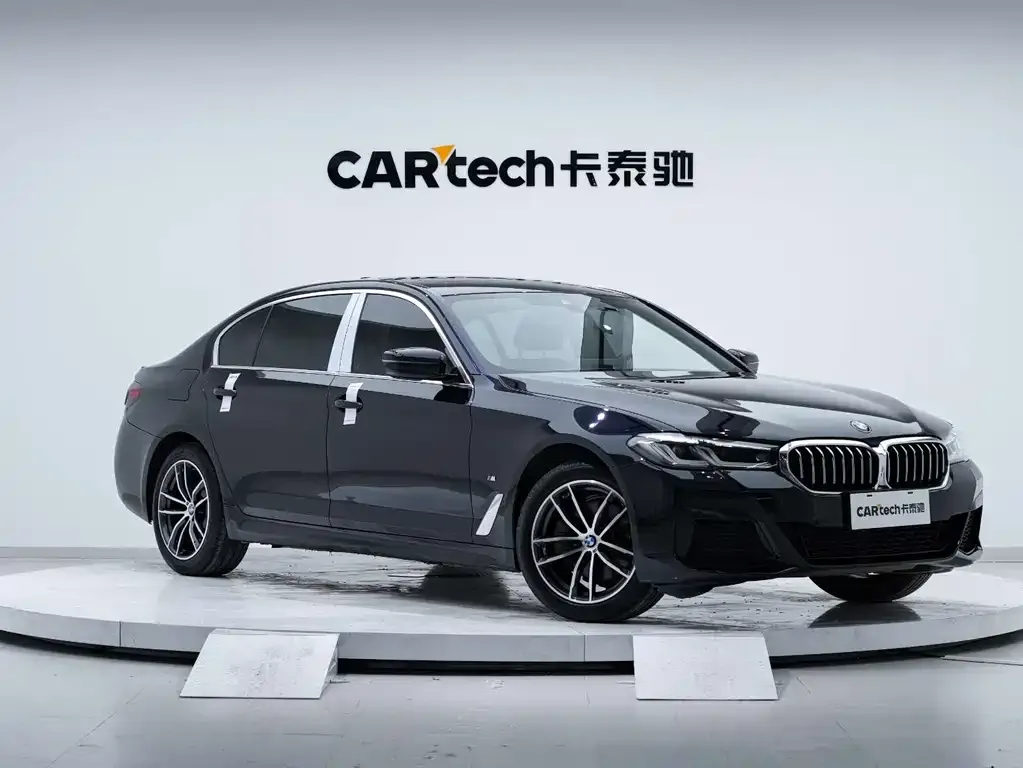 BMW 5 Series 2021 из CN, фото 2