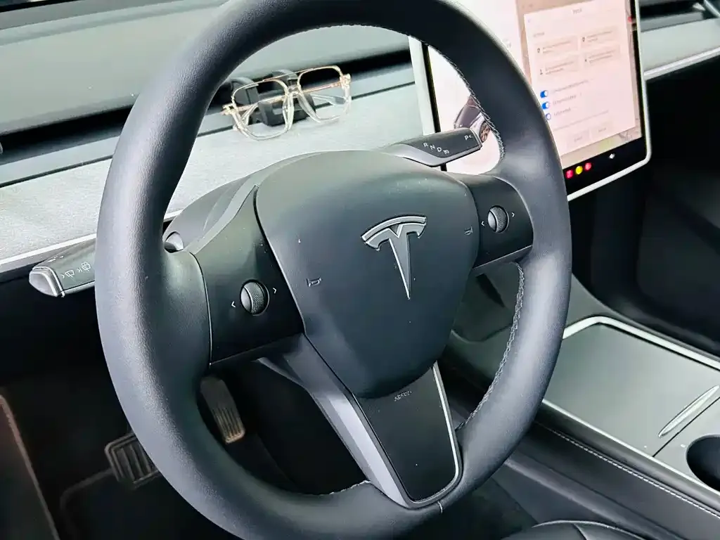 Tesla Model Y 2024 из CN, фото 10