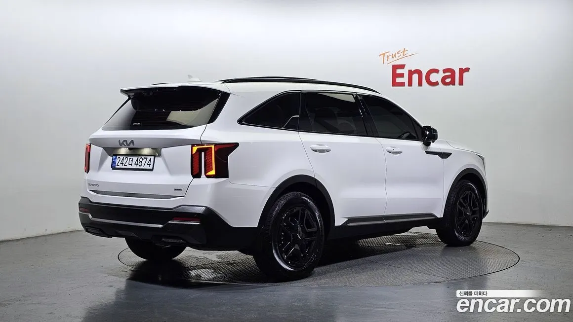 Kia Sorento — фото 2